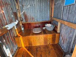 Compost loo