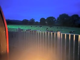 Hot tub by night