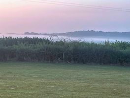 Early morning mist, ready for a hot day!