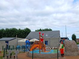 Kids play park