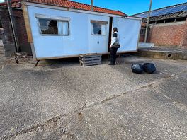 Static caravan