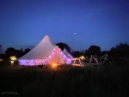 Stargazing & roasting marshmallows