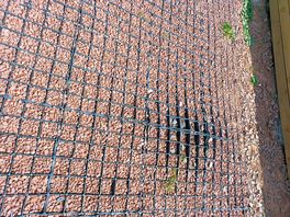 Pic of pitch no. 12, mesh over gravel.