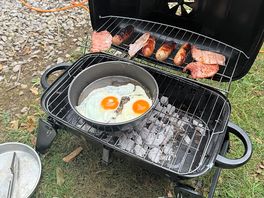 Breakfast off camp shop