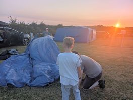 Setting up as we arrived! lots of space for a large tent and car.