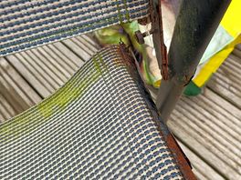 2 chairs unfit for purpose and dangerous /mouldy