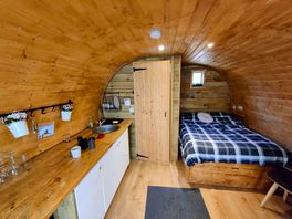 Crabmill glamping site - hut 4