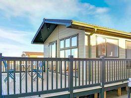 Lodge - Exterior