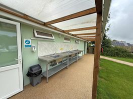 Washing up area