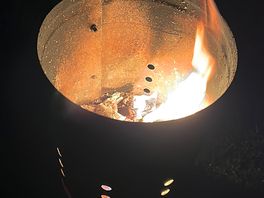 We had our own fire but plenty fire bins and wood on site 🔥