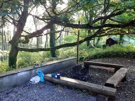 Communal fire pit / shelter area