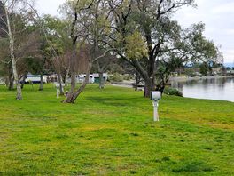 Lakeside Powered Sites