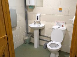 The facilities closer to piggy back field, not modern but works perfectly.