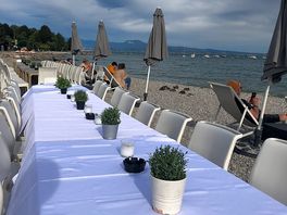 Restaurant net buiten de camping