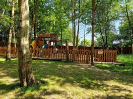 Kids play park