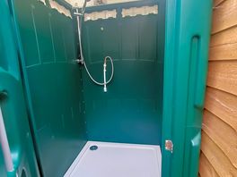 Very clean showers.