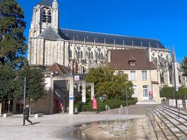 Bourges