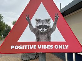 Entry sign gave us positive vibes!