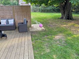 The bbq you are provided with - we found it to be plenty for 2 people to use