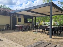 Bar restaurant