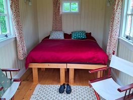 You'll get an excellent night's sleep in the cosy hut.