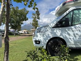 Mit blick auf den vesuv