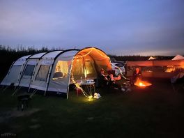 Cosy night time lights.