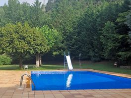 Piscina , pequeñita pero muy limpia y fresquita!!!