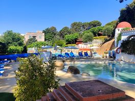 Pool area