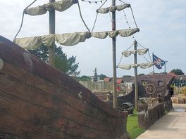 Crazy golf