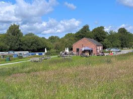 Bar/tearoom