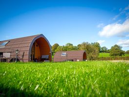 Bwthyn Bach Brefi and Ty Twt Teifi pod