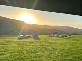 Decent sun rise over the dales.