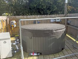 Hot tub