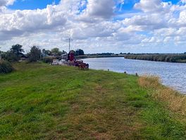 A walk along the broads