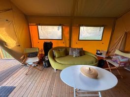 Lounge area