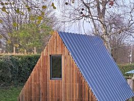 exterieur de dos maison en A