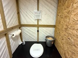 Compost toilet