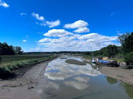 Dry river of woodbridge