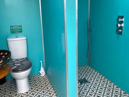 Personal toilet & shower room