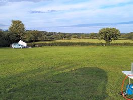 Smashing scenery, lots of space.