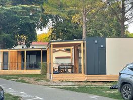 Glamping houses small cabins very luxory