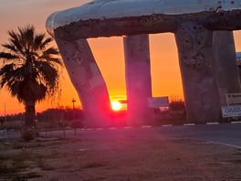 Dawn on way to beach