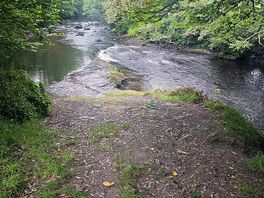 The lake that runs by