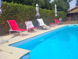 Beautiful clean pool