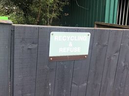 Refuse/recycling area