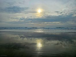 Late sun over bude beach