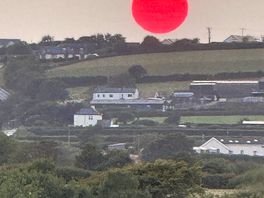 It really looked like this to the naked eye!