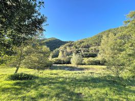 Towards river