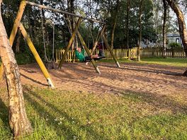 Kids enjoying the evening sunshine